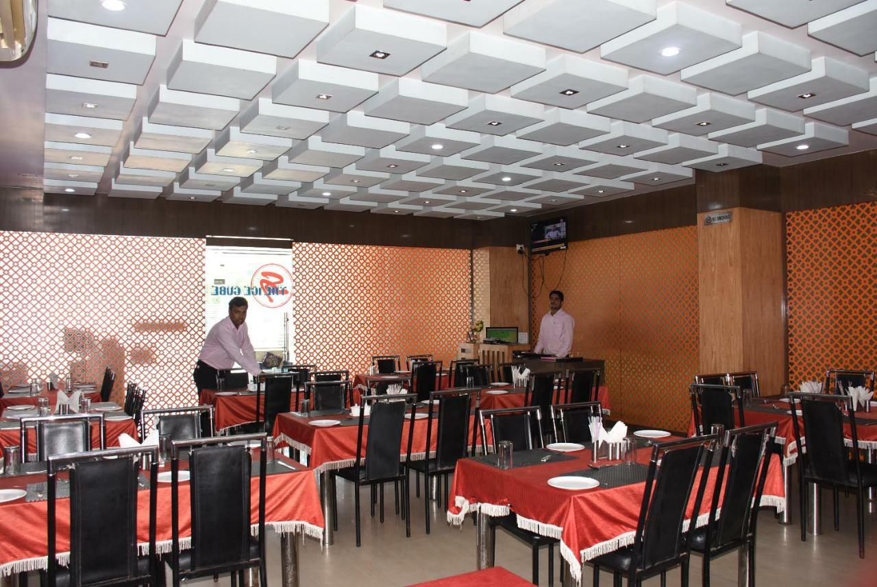 Hotel Saraswati Inn Aurangabad  외부 사진